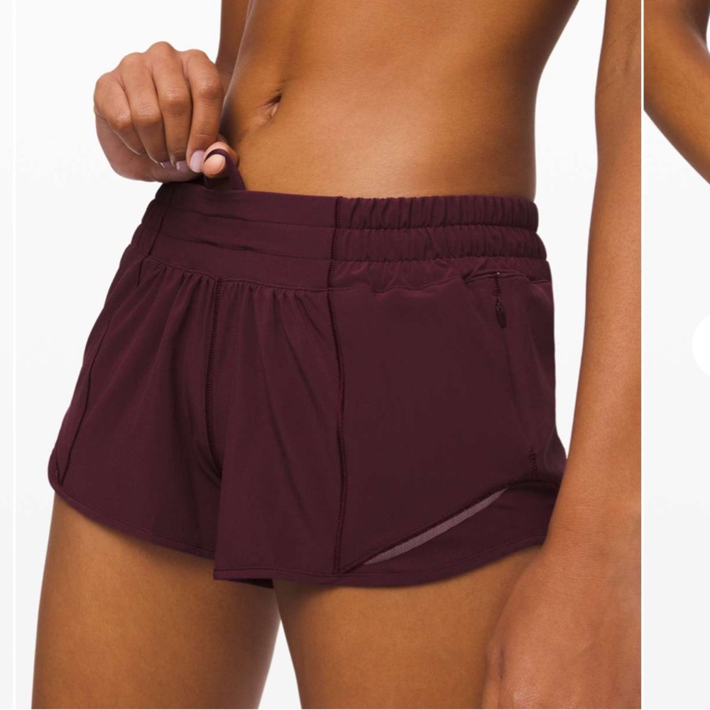 Lululemon Hotty Hot Short I *2.5" women’s size 10 regular